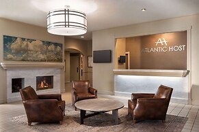 Atlantic Host Hotel, Trademark Collection by Wyndham