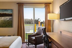 Atlantic Host Hotel, Trademark Collection by Wyndham