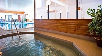 Atlantic Host Hotel, Trademark Collection by Wyndham