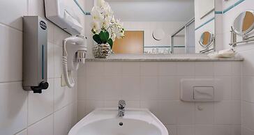 PLAZA INN Blankenburg Ditzingen, Sure Hotel Collection