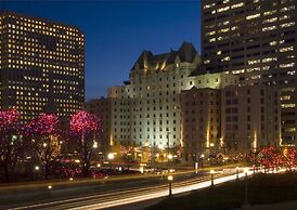 Lord Elgin Hotel