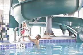 Service Plus Inn and Suites - Grande Prairie