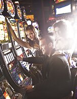 Service Plus Inn and Suites - Grande Prairie