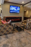 Service Plus Inn and Suites - Grande Prairie