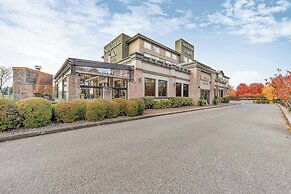 Sandman Hotel Vancouver Airport