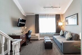 Sandman Hotel Vancouver Airport