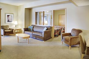 Lakeview Gimli Resort & Conference