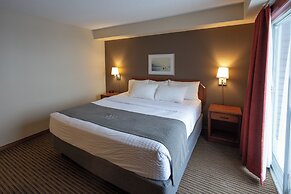 Lakeview Gimli Resort & Conference