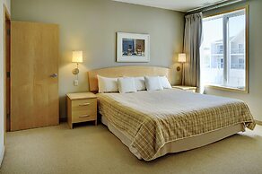 Lakeview Gimli Resort & Conference