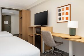 Spark by Hilton Toronto Airport