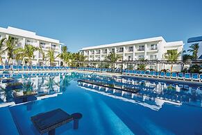 Hotel Riu Bambu - All Inclusive