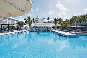 Hotel Riu Bambu - All Inclusive