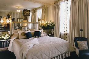 The Rubens at the Palace