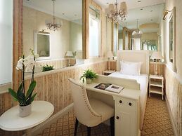 The Rubens at the Palace