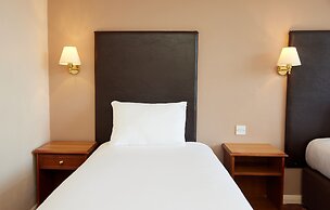 Bear Hotel Havant by Greene King Inns