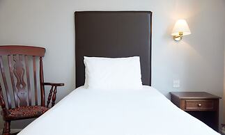 Bear Hotel Havant by Greene King Inns