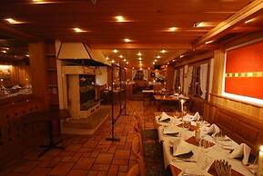 Boutique Hotel Alpenrose