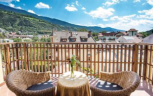 Dominik Alpine City Wellness Hotel