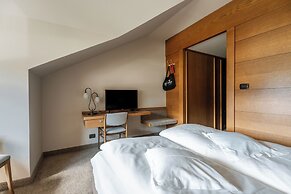 Dominik Alpine City Wellness Hotel