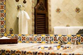 Las Mananitas Hotel Garden Restaurant and Spa