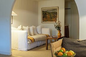 Le Moulin, Lourmarin, a Beaumier Hotel