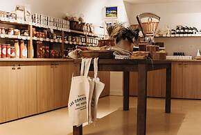 Le Moulin, Lourmarin, a Beaumier Hotel