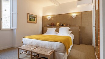 Le Moulin, Lourmarin, a Beaumier Hotel