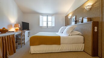 Le Moulin, Lourmarin, a Beaumier Hotel
