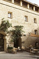 Le Moulin, Lourmarin, a Beaumier Hotel