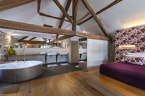La Chapelle Saint - Martin Relais & Chateaux