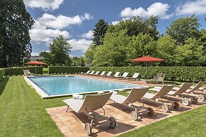 La Chapelle Saint - Martin Relais & Chateaux