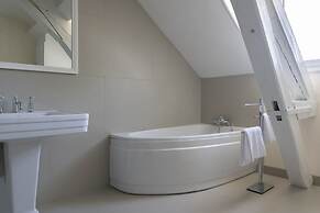 La Chapelle Saint - Martin Relais & Chateaux