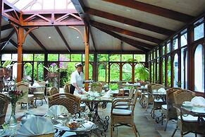 Hunter's Country House