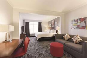 Pace Hotel Addison