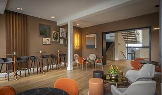 The Morrison Dublin, Curio Collection by Hilton