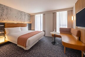 The Morrison Dublin, Curio Collection by Hilton