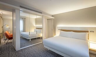 The Morrison Dublin, Curio Collection by Hilton