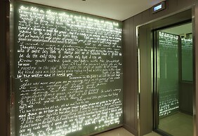 The Morrison Dublin, Curio Collection by Hilton