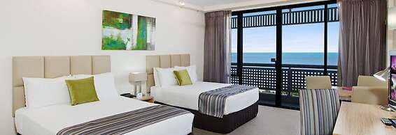 Rydges Esplanade Resort Cairns