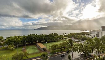 Rydges Esplanade Resort Cairns