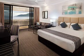 Rydges Esplanade Resort Cairns