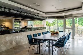 Rydges Esplanade Resort Cairns