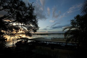 Cresta Mowana Safari Resort & Spa