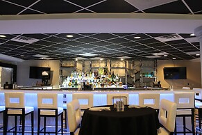 Regalia Hotel & Conference Center
