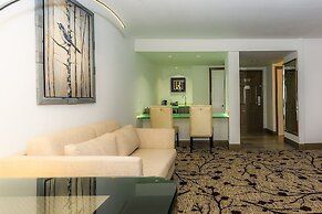 Regalia Hotel & Conference Center