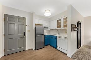 Sonesta ES Suites Austin The Domain Area
