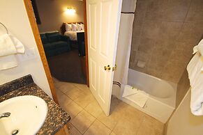 Streamside on Fall River