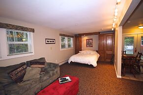 Streamside on Fall River