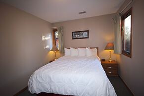 Streamside on Fall River