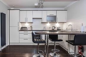 The Knight Residence Apartments by Mansley